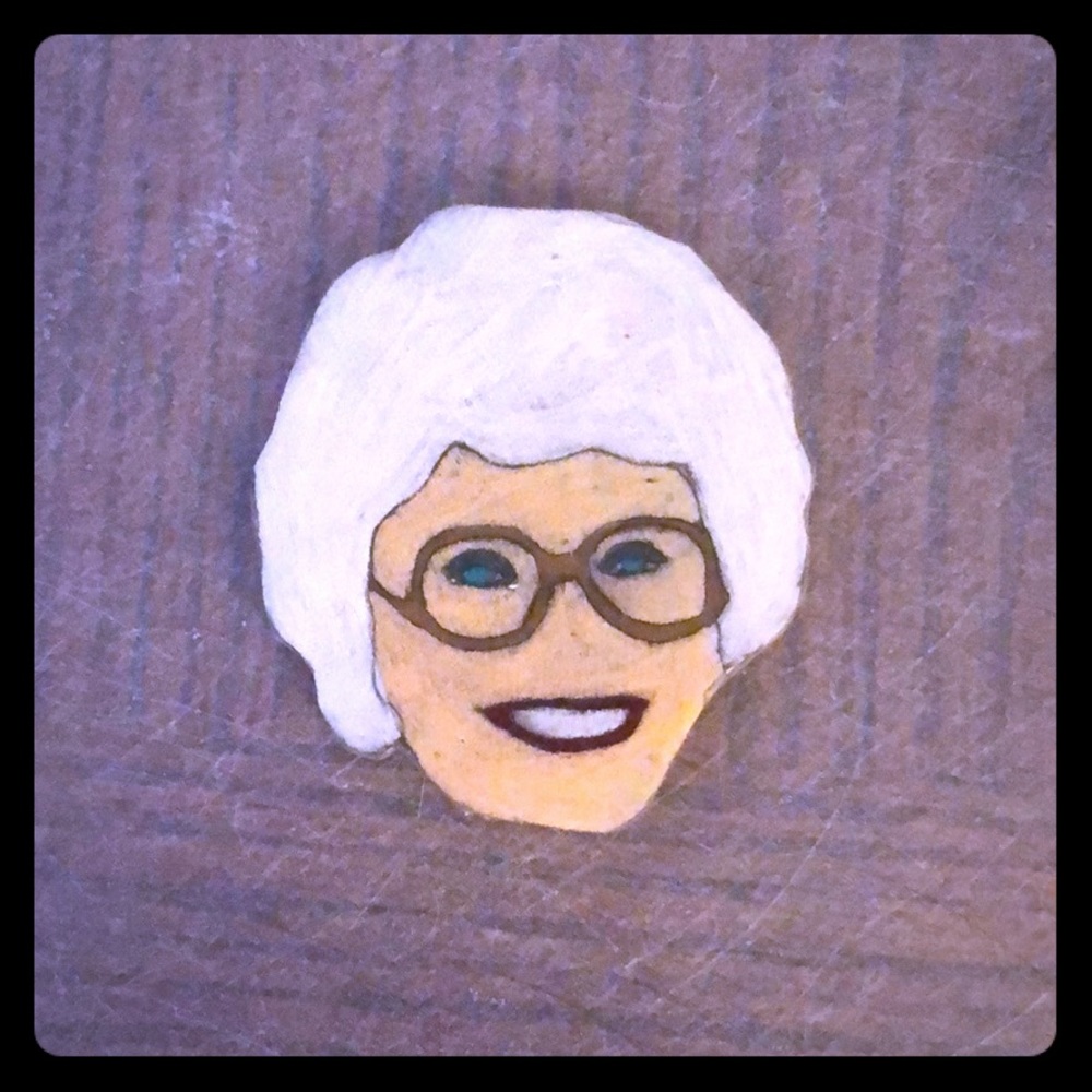 Sophia Golden Girls Brooch/Pin